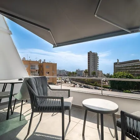 Belora Modern Studio, Sea View 100m To Лимасол