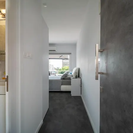 Апартаменты Belora Modern Studio, Sea View 100m To