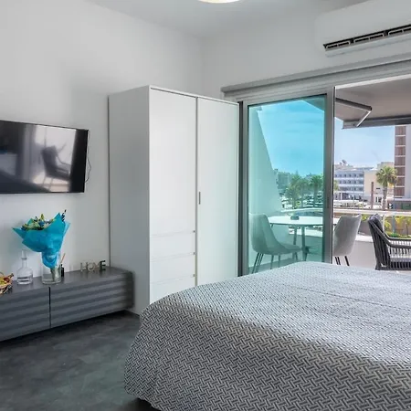 Belora Modern Studio, Sea View 100m To 利马索尔
