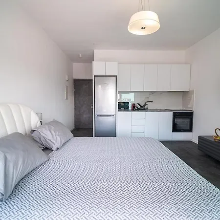 公寓 Belora Modern Studio, Sea View 100m To